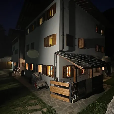 بيت للعطل Casa Vacanze Mondrone Balme